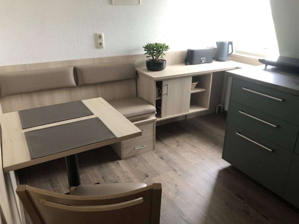 Gruenblau Relax Pension & Apartments Росток Экстерьер фото