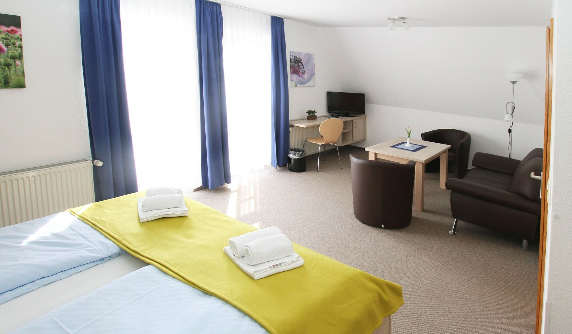 Gruenblau Relax Pension & Apartments Росток Экстерьер фото